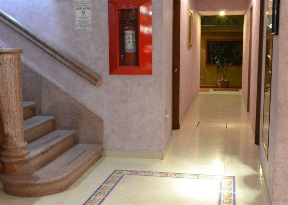 Capital O Hotel Valencia Puebla Exteriör bild